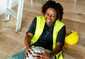 O que é considerado acidente de trabalho? O que o diferencia de um acidente comum?